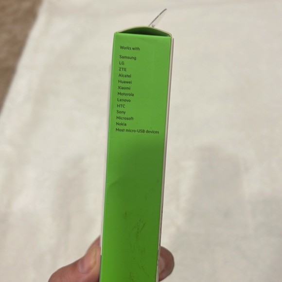 Belkin Boost Up 5 Ft Charge 8 Pins To USB-A Cable & Strap for Samsung LG - Picture 3 of 6